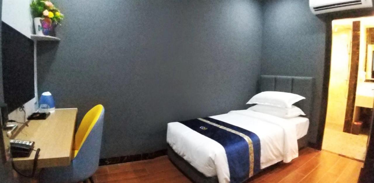 Good 9 Hotel - Cahaya Kota Puteri باسير غونداغ المظهر الخارجي الصورة